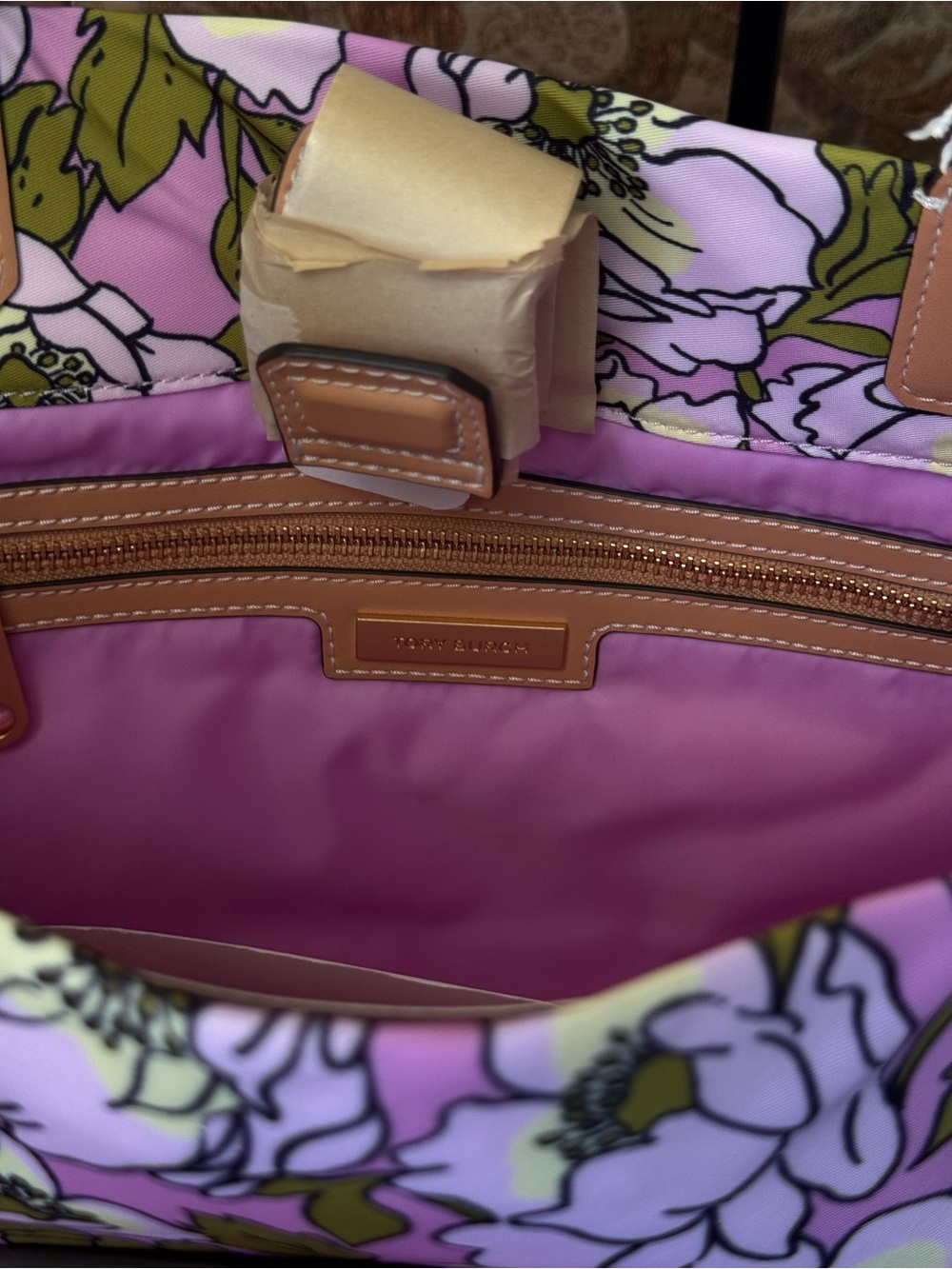 100% Authentic Tory Burch Aster Pink Flower Tan Leather Accents - Picture 5 of 6